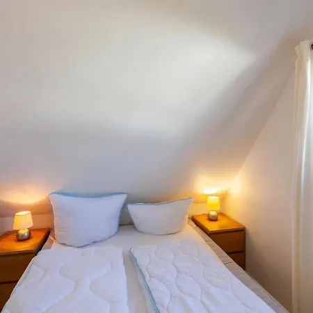 Reethaus Königshörn Haus Am Mit Eingezäuntem Grundstück Hunde Willkommen Villa Glowe