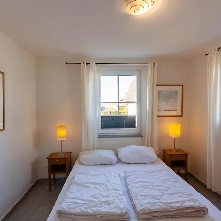 Reethaus Königshörn Haus Am Mit Eingezäuntem Grundstück Hunde Willkommen Villa