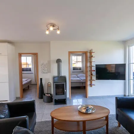 Reethaus Königshörn Haus Am Mit Eingezäuntem Grundstück Hunde Willkommen Villa Glowe