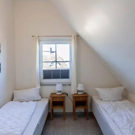 Reethaus Koenigshoern Haus Am Mit Eingezaeuntem Grundstueck Hunde Willkommen
